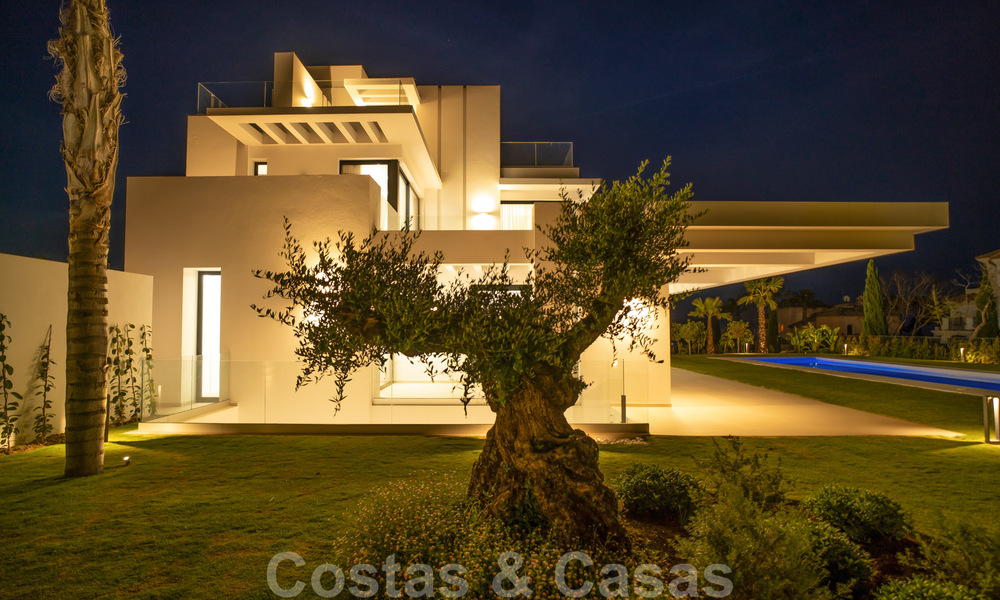 Ready to move in, modern new build villa for sale in a five star golf resort in Marbella - Benahavis 34551