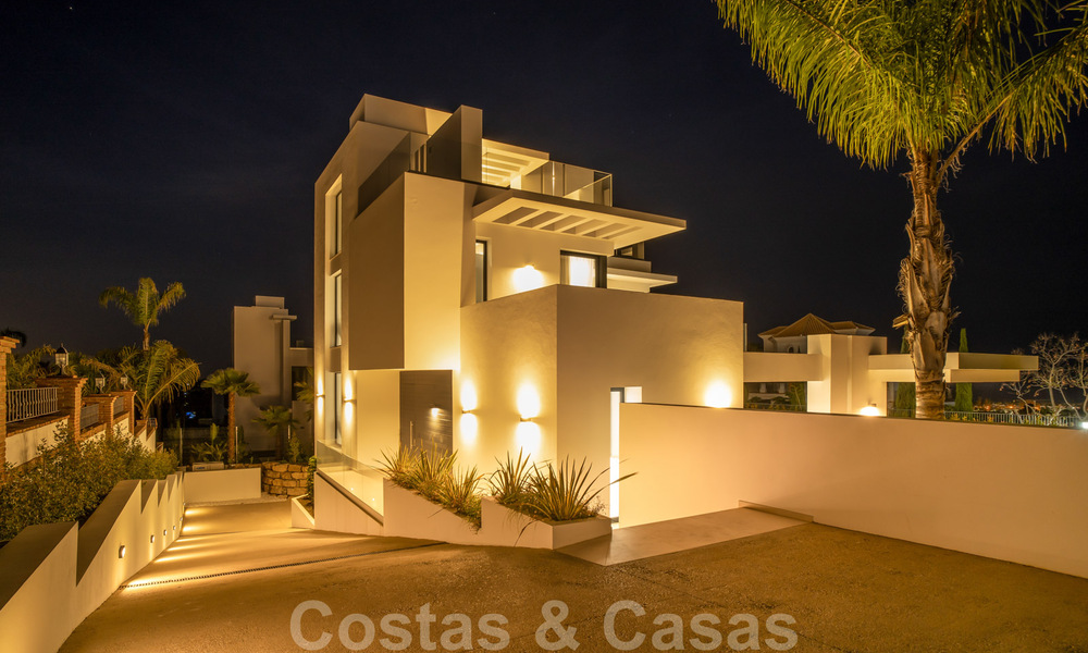 Ready to move in, modern new build villa for sale in a five star golf resort in Marbella - Benahavis 34552