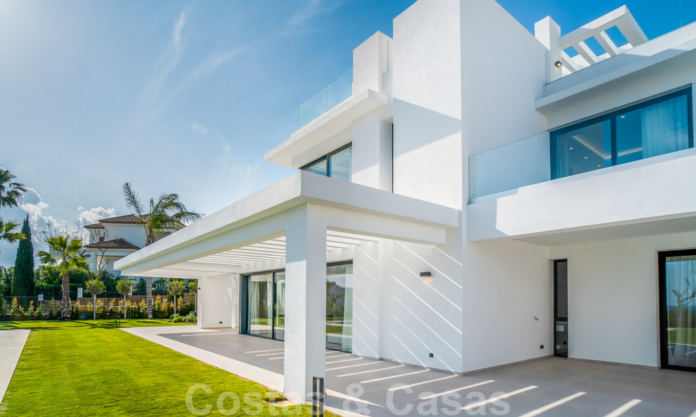 Ready to move in, modern new build villa for sale in a five star golf resort in Marbella - Benahavis 34554