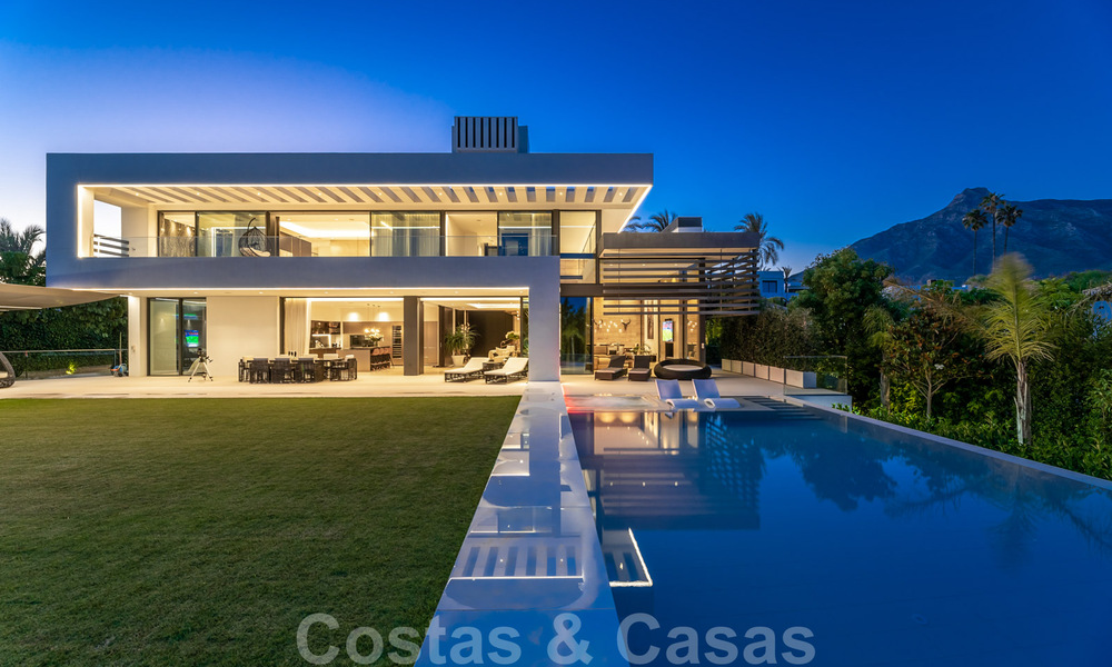 New on the market! Modern luxury villa for sale in the heart of the Golden Mile, Marbella 34681