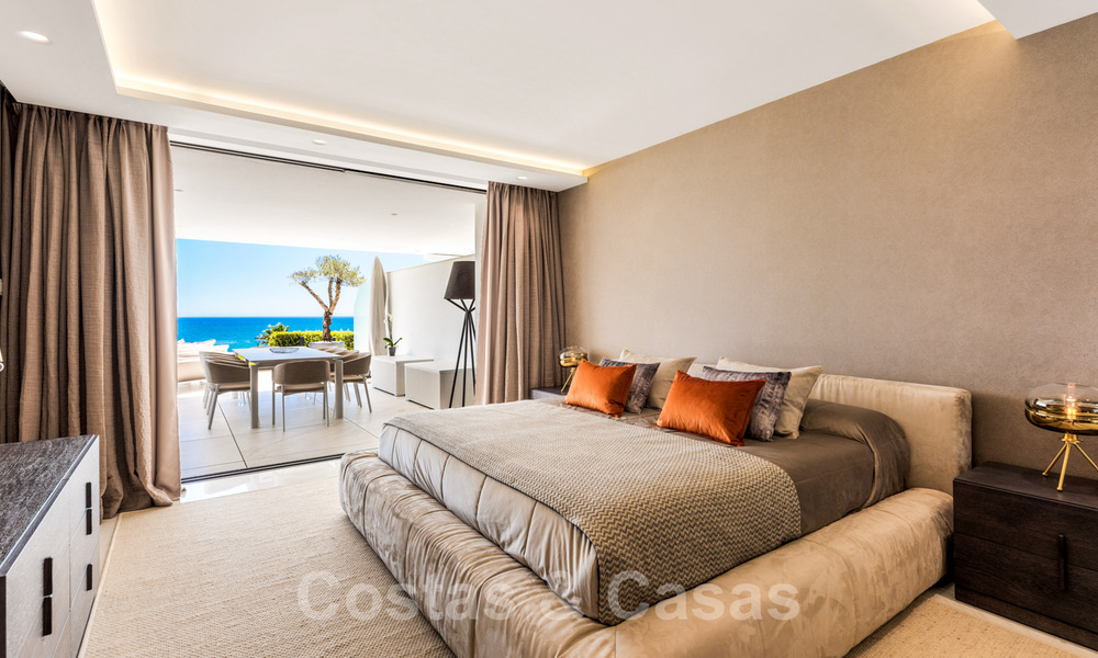 Crème de la Crème, modern ready apartment for sale, right on the beach between Marbella and Estepona 34691