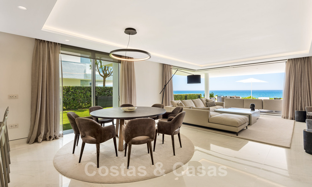 Crème de la Crème, modern ready apartment for sale, right on the beach between Marbella and Estepona 34694