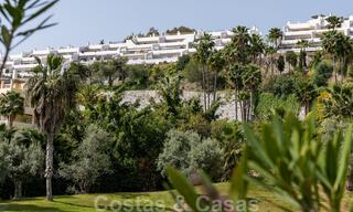 Tastefully renovated apartment for sale with spacious terrace, sea and mountain views in La Quinta golf resort, Benahavis - Marbella 34818 