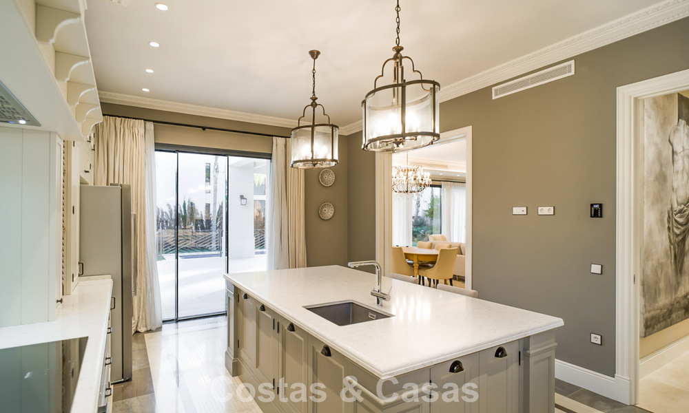 Luxury villa for sale in a contemporary classic style with sea views in a five star golf resort in Marbella - Benahavis 775515