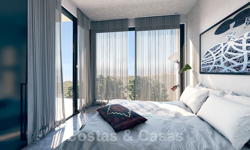 Modern new build luxury villa for sale right on the golf course near Estepona center 35051
