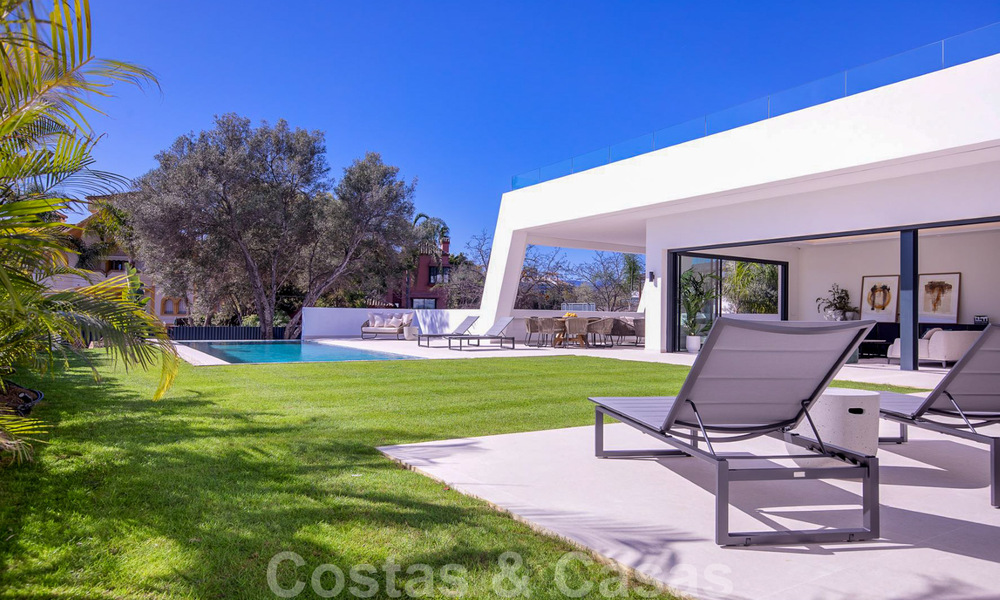 Modern designer villa for sale a short walk from the beach and beach clubs and within walking distance of the promenade and center of San Pedro, Marbella 38039
