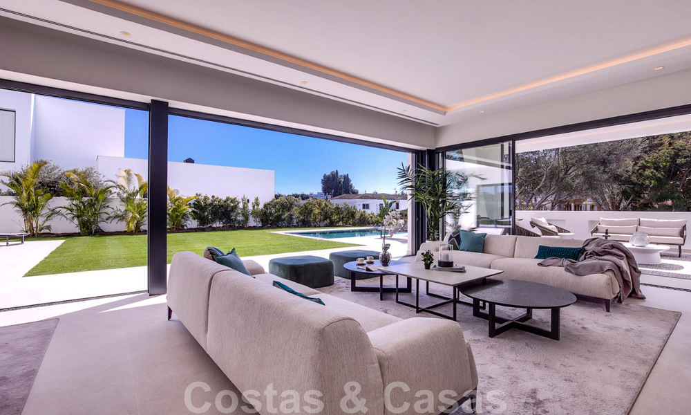 Modern designer villa for sale a short walk from the beach and beach clubs and within walking distance of the promenade and center of San Pedro, Marbella 38041