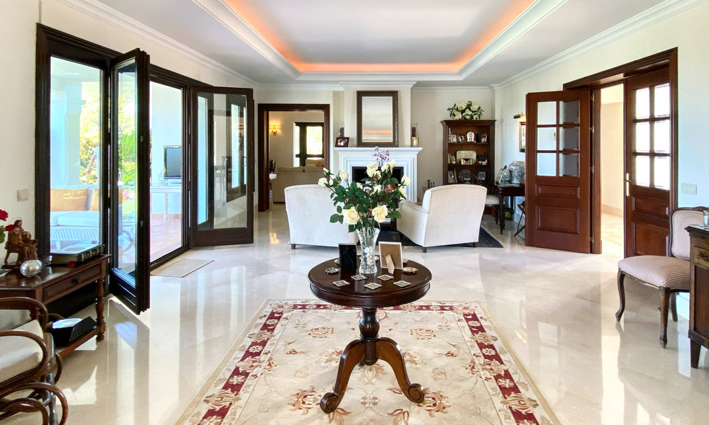 Mediterranean luxury villa for sale in the exclusive Marbella Club Golf Resort in Benahavis on the Costa del Sol 35087