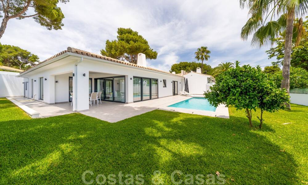 Fully renovated modern luxury villa for sale in Los Monteros, walking distance to the most beautiful beaches of Marbella 35269