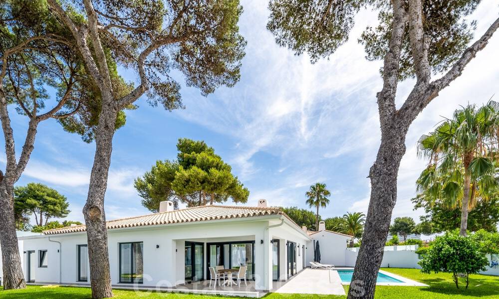 Fully renovated modern luxury villa for sale in Los Monteros, walking distance to the most beautiful beaches of Marbella 35272