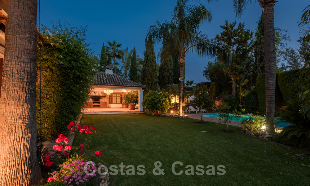 Romantic frontline golf villa for sale in Nueva Andalucia, Marbella with stunning golf course views 35534