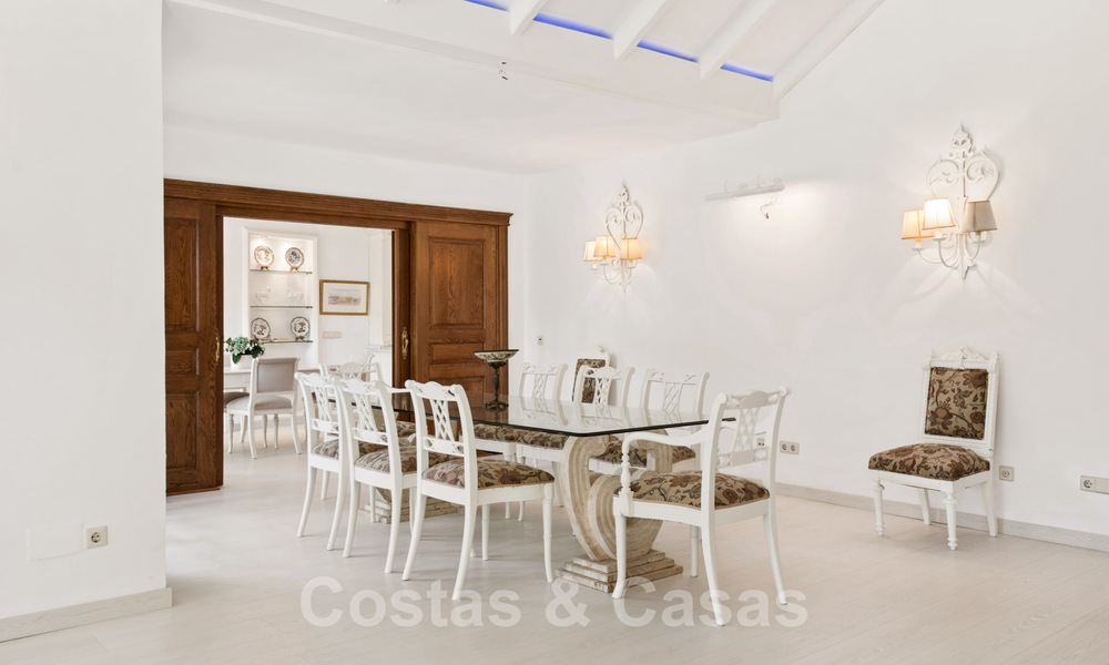 Romantic frontline golf villa for sale in Nueva Andalucia, Marbella with stunning golf course views 35535