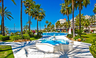 New on the market! Exclusive apartment for sale with sea views in a frontline beach complex on the New Golden Mile, Marbella - Estepona 35582 