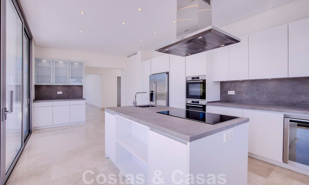 Ready to move in, new modern luxury villa for sale in Marbella - Benahavis in a gated and secure residential area 35642