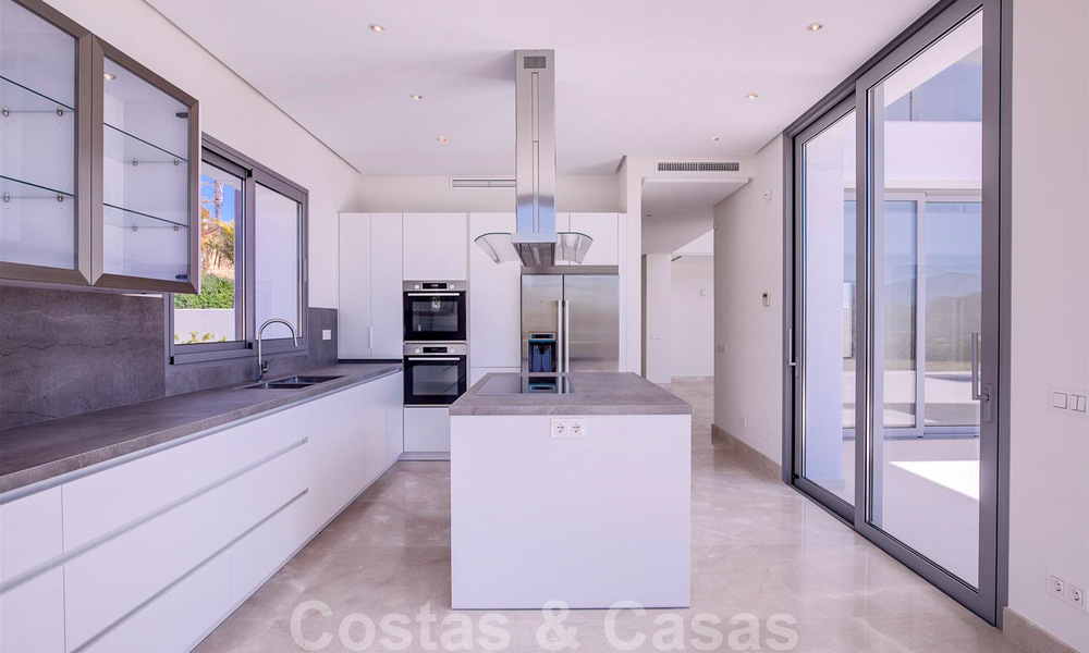 Ready to move in, new modern luxury villa for sale in Marbella - Benahavis in a secure urbanization 35706