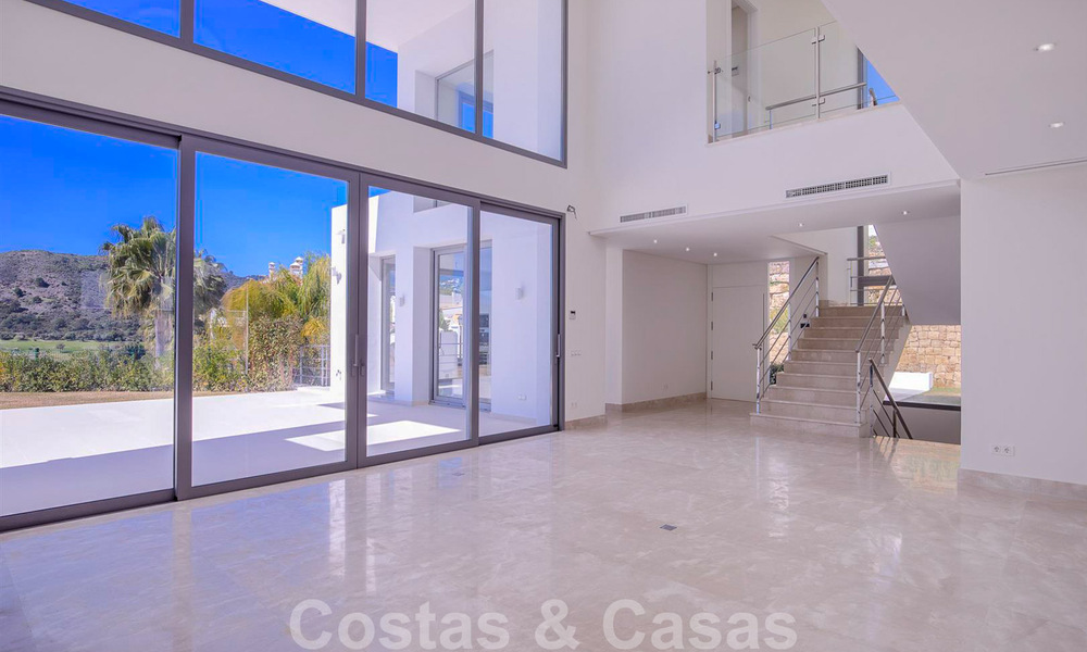 Ready to move in, new modern luxury villa for sale in Marbella - Benahavis in a secure urbanization 35717