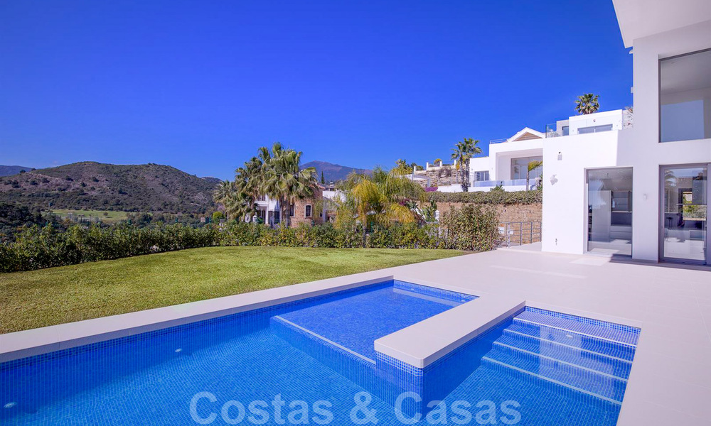 Ready to move in, new modern luxury villa for sale in Marbella - Benahavis in a secure urbanization 35718