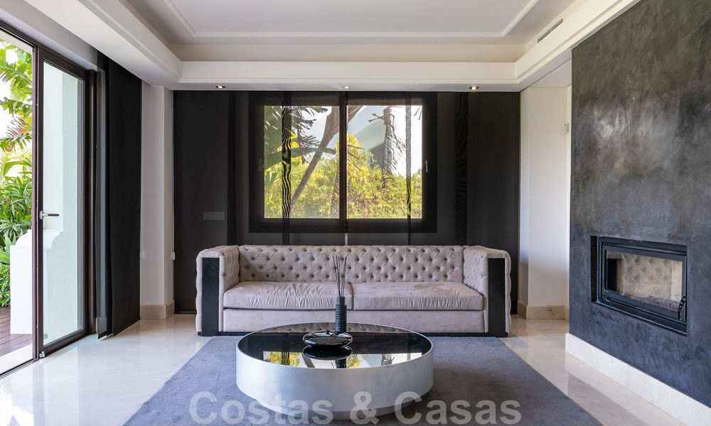 Move in ready - luxury villa for sale, frontline golf in Benahavis - Marbella 35776