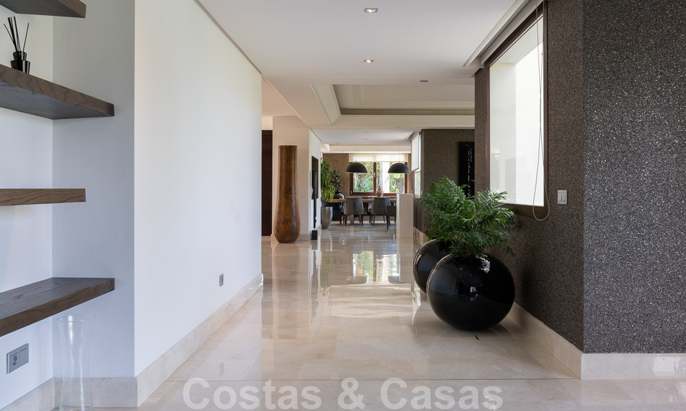 Move in ready - luxury villa for sale, frontline golf in Benahavis - Marbella 35777