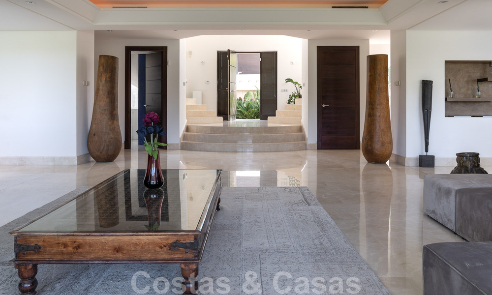 Move in ready - luxury villa for sale, frontline golf in Benahavis - Marbella 35778