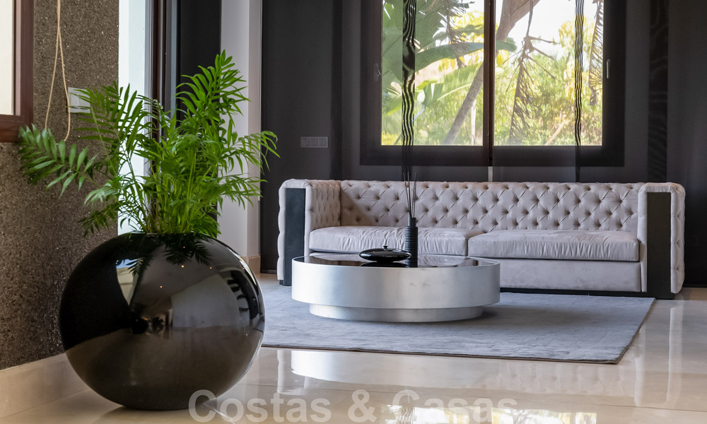 Move in ready - luxury villa for sale, frontline golf in Benahavis - Marbella 35782