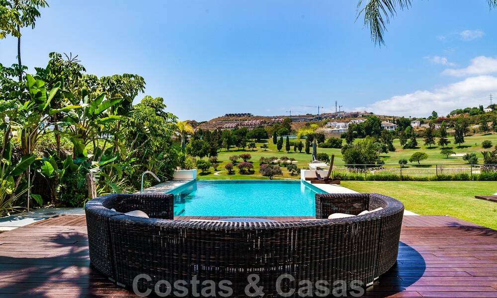 Move in ready - luxury villa for sale, frontline golf in Benahavis - Marbella 35805