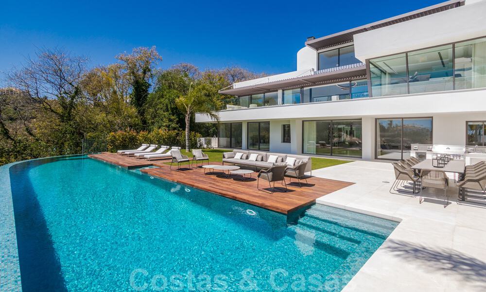 Ready to move into, super luxurious new modern villa for sale with stunning views in a golf urbanisation in Marbella - Benahavis 35864