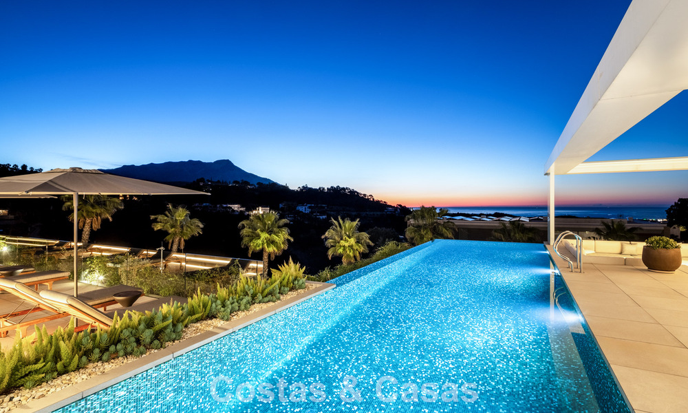 Sensational modern luxury villa for sale with sea views in the gated El Madroñal in the Marbella area - Benahavis 779432