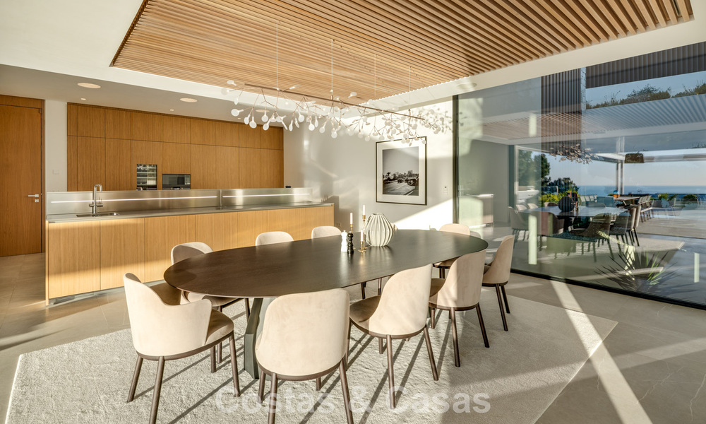 Sensational modern luxury villa for sale with sea views in the gated El Madroñal in the Marbella area - Benahavis 779436