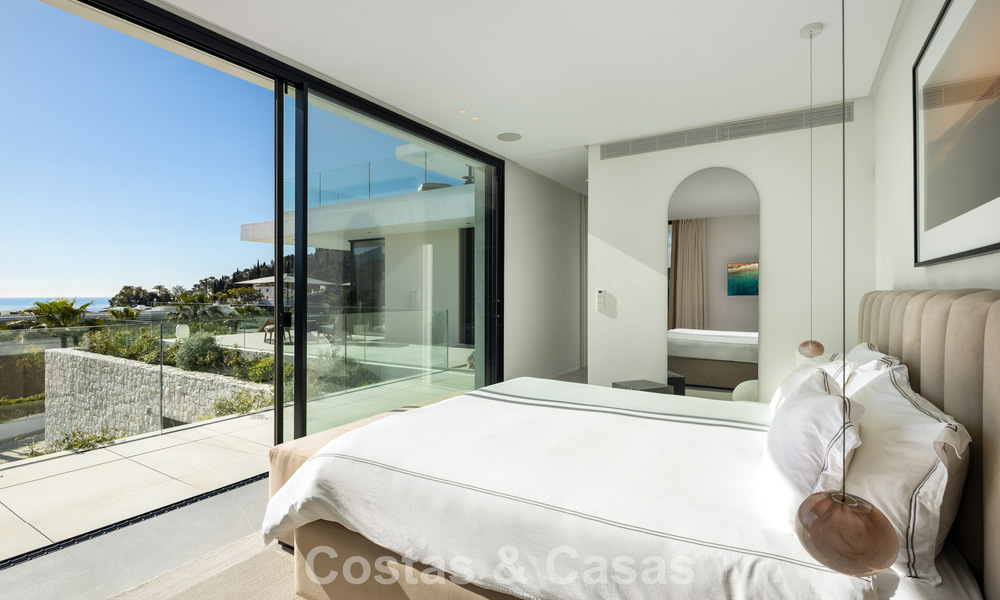 Sensational modern luxury villa for sale with sea views in the gated El Madroñal in the Marbella area - Benahavis 779449