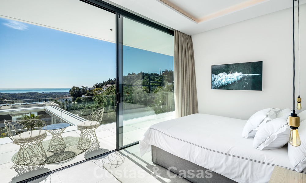 Sensational modern luxury villa for sale with sea views in the gated El Madroñal in the Marbella area - Benahavis 779457