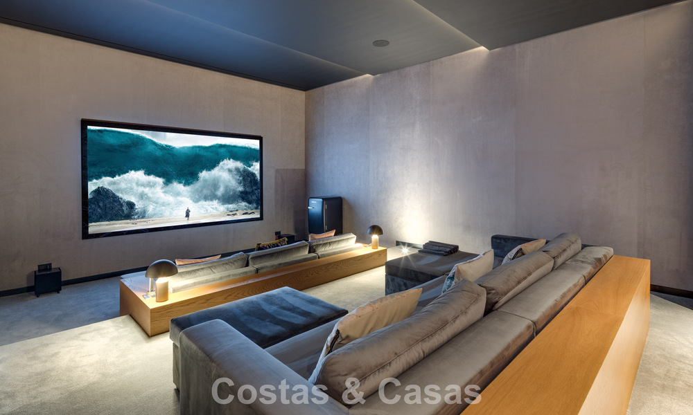Sensational modern luxury villa for sale with sea views in the gated El Madroñal in the Marbella area - Benahavis 779466