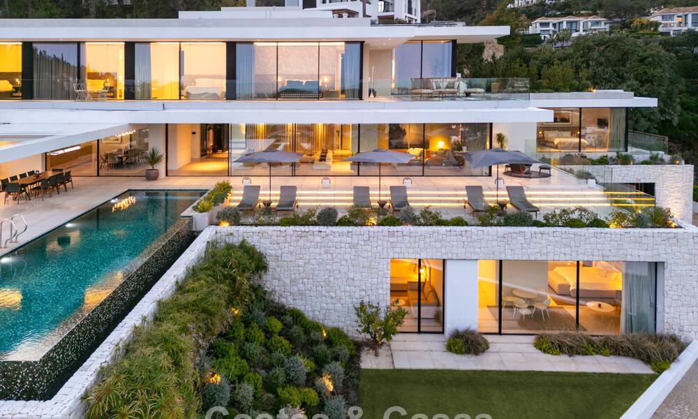 Sensational modern luxury villa for sale with sea views in the gated El Madroñal in the Marbella area - Benahavis 779474