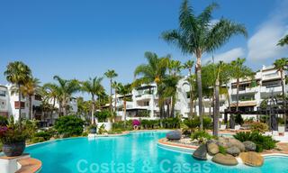 Luxuriously renovated 4-bedroom apartment for sale in Puente Romano - Golden Mile, Marbella 35941 