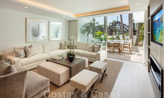 Luxuriously renovated 4-bedroom apartment for sale in Puente Romano - Golden Mile, Marbella 35944 