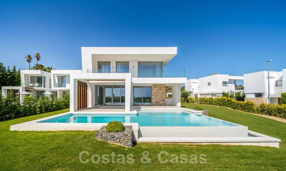 Ready to move in, modern villa in a gated community with stunning sea views for sale in East Marbella 36014