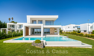 Ready to move in, modern villa in a gated community with stunning sea views for sale in East Marbella 36014 
