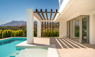 Ready to move in, modern villa in a gated community with stunning sea views for sale in East Marbella 36016 
