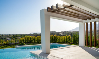 Ready to move in, modern villa in a gated community with stunning sea views for sale in East Marbella 36044 