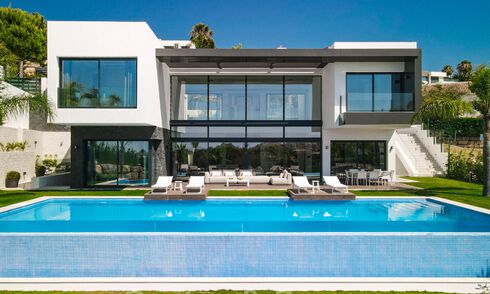 Ready to move in, brand new modern designer villa with stunning views for sale in Marbella - Benahavis 36057