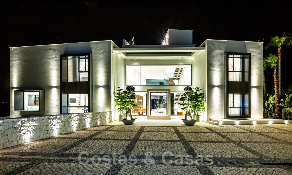 New build luxury villa for sale with sea views in the exclusive La Zagaleta Golf Resort, Benahavis - Marbella. Ready to move in. 40193