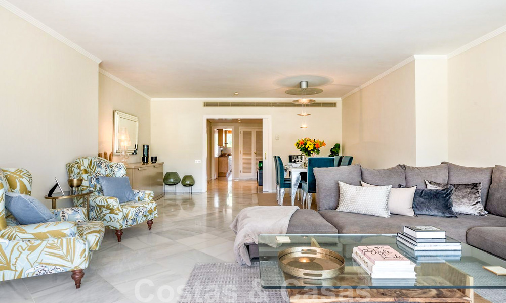 Renovated 3-bedroom luxury apartment for sale, frontline golf Las Brisas in Nueva Andalucia, Marbella 36090