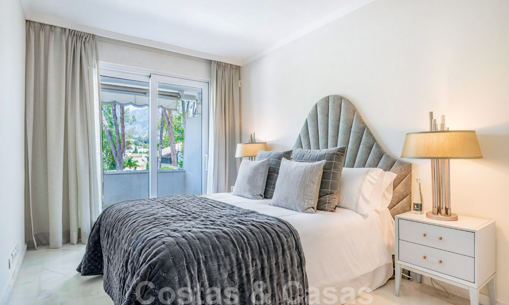 Renovated 3-bedroom luxury apartment for sale, frontline golf Las Brisas in Nueva Andalucia, Marbella 36094