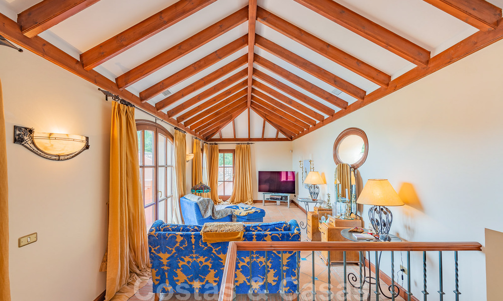 Stylish rustic luxury villa for sale with stunning sea views in the exclusive La Zagaleta Golf Resort, Benahavis - Marbella 36285
