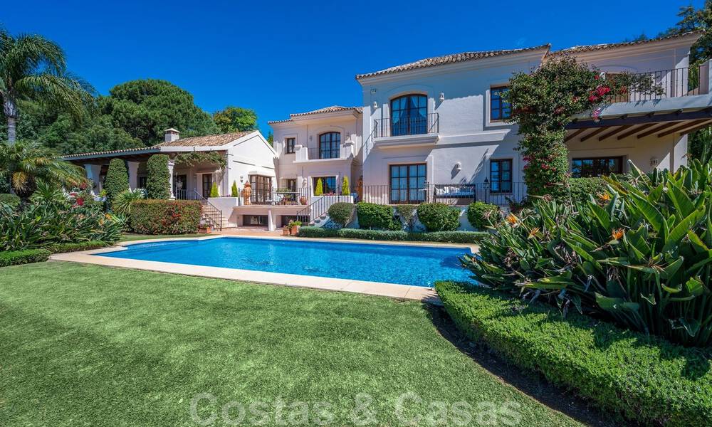 Stylish rustic luxury villa for sale with stunning sea views in the exclusive La Zagaleta Golf Resort, Benahavis - Marbella 36304