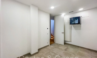 Modern - classic style new luxury villas for sale on the prestigious Golden Mile in Marbella 69712 