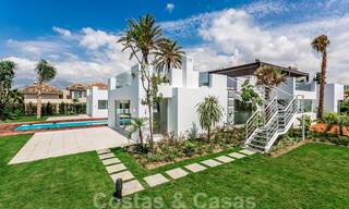 Modern beachside villa for sale in East Marbella with sea views, a stone's throw away from beautiful and cozy beaches 36465 