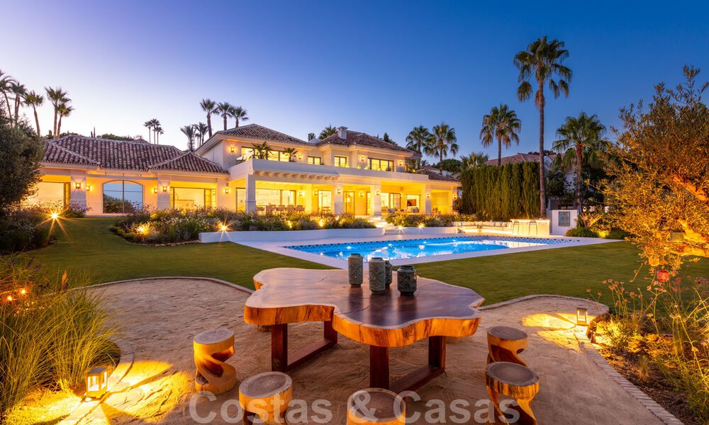 Very spacious luxury villa for sale in a Mediterranean style with a contemporary design interior in the Golf Valley of Nueva Andalucia, Marbella 36536