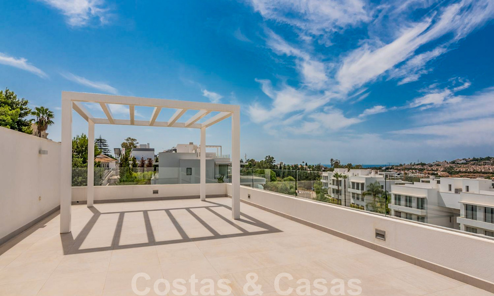 Ready to move in, modern designer 3 bedroom penthouse for sale within a luxury residential area in Marbella - Estepona 36730