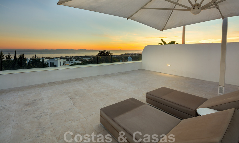 For sale in La Reserva de Sierra Blanca in Marbella: modern apartments and penthouses 36763